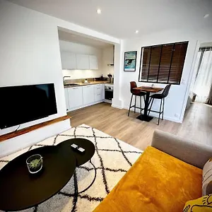  Appartement Berder - T2 - 10 Min Gare - Terrasse - Parking - Linge Inclus